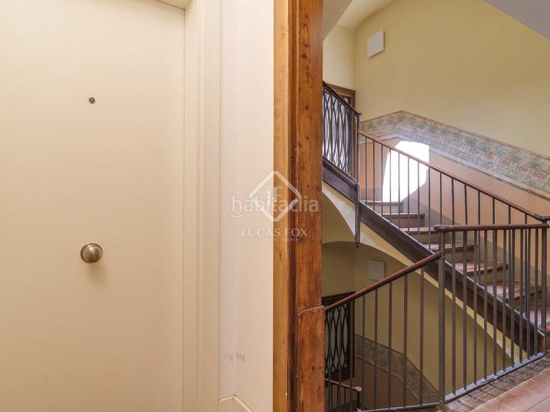 Foto cf39f99f-fc4c-46f1-80cf-a8b8f3d2f7c9. Piso en venta precioso piso en gótico, en excelentes condiciones y con terraza de 9 m en Barcelona