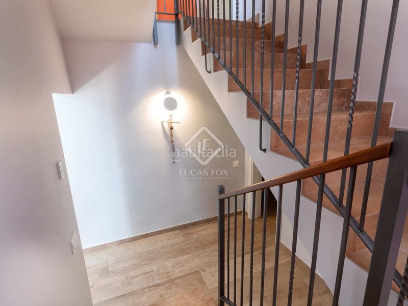 Foto 5dc8b601-a347-4fb1-b20c-ae7822893fec. Chalet villa en primera línea de mar completamente reformada y con espectaculares vistas al mar en venta en la tortuga, en Lloret de Mar