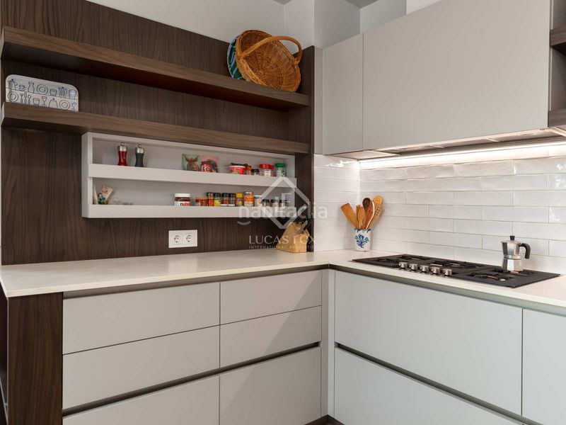 Foto 76fb771a-f542-4d8b-bed9-562b44a9d350. Chalet villa en primera línea de mar completamente reformada y con espectaculares vistas al mar en venta en la tortuga, en Lloret de Mar