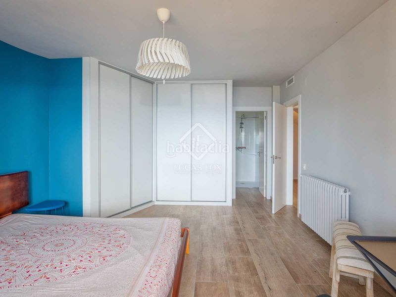 Foto 7bc7353f-247a-4d17-8f3a-7dec477b9764. Chalet villa en primera línea de mar completamente reformada y con espectaculares vistas al mar en venta en la tortuga, en Lloret de Mar