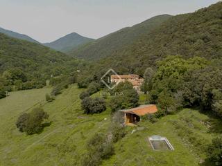 Masía en Vall de Bianya (La). Casa rural de 15 dormitorios en venta en la garrotxa, girona