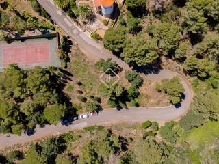 Finca rústica a Santa Maria de Llorell. Parcela de 1.257m2 con vistas al mar, dentro de la exclusiva urb