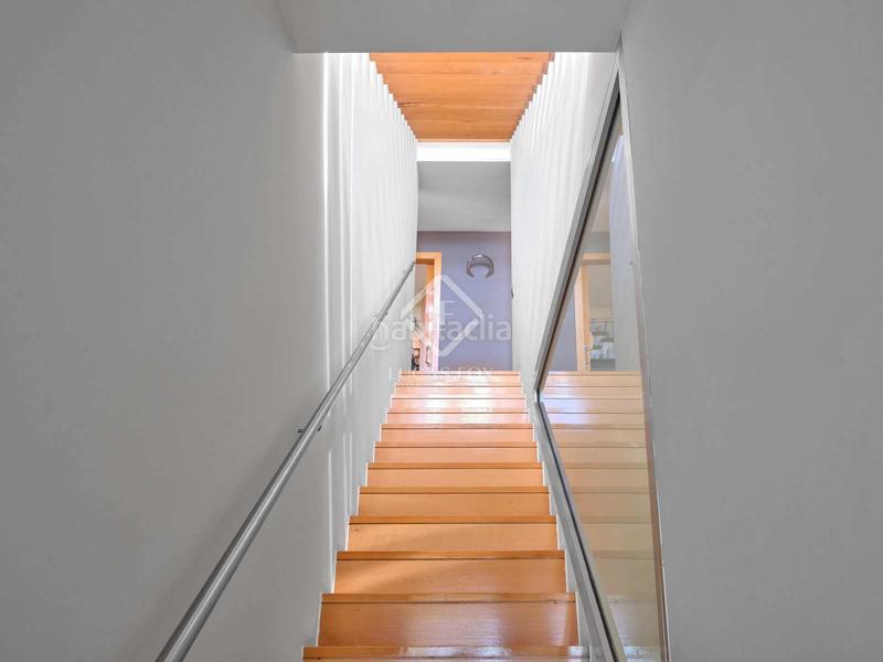 Foto 3ec4f648-2c0d-47b7-a453-f4839ddb4f38. Chalet con riscaldamento parcheggio piscina in Premià de Dalt