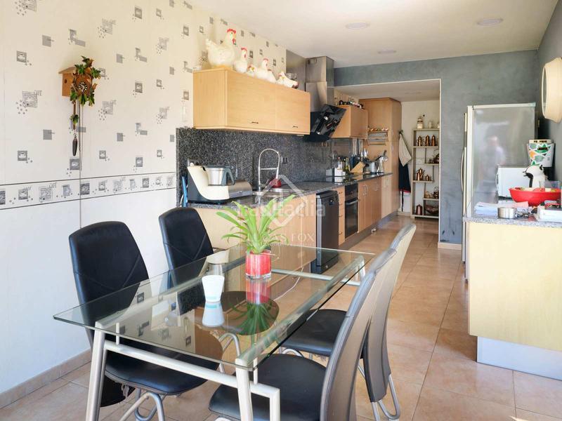 Foto 4cd32914-5609-4ef5-8ab0-407ec1a0b58a. Chalet con riscaldamento parcheggio piscina in Premià de Dalt