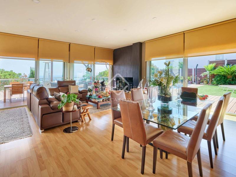 Foto 64681278-c97f-4a30-8b21-1a958dce7194. Chalet con riscaldamento parcheggio piscina in Premià de Dalt