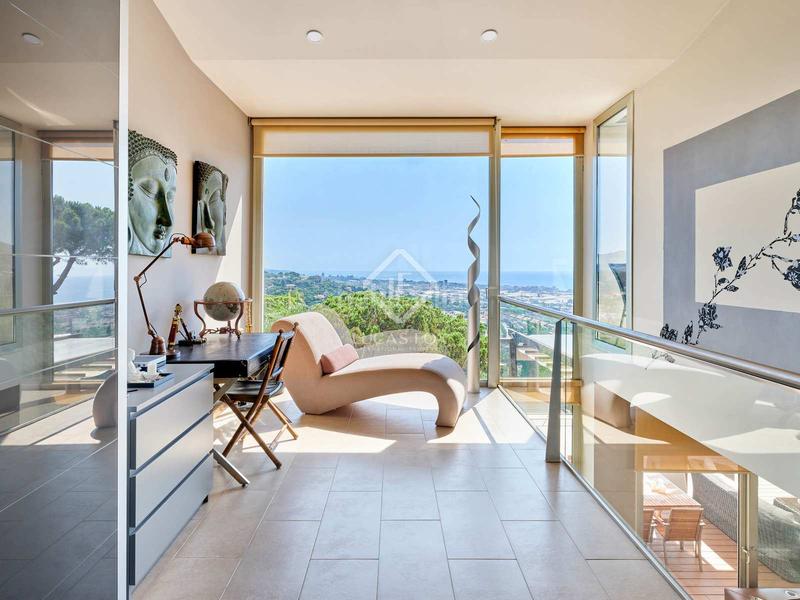 Foto 89cbea3e-c401-4490-a311-681ece79e5e5. Chalet con riscaldamento parcheggio piscina in Premià de Dalt