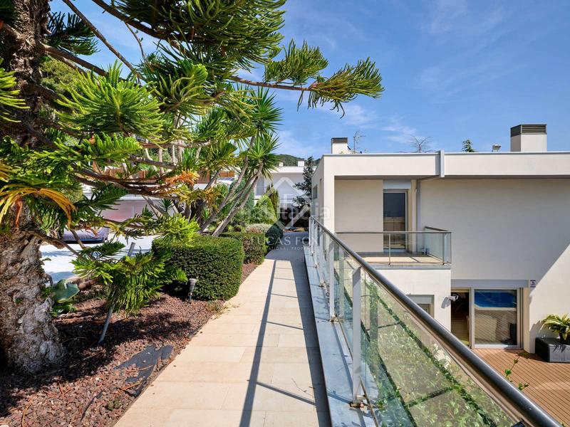 Foto d4439acf-3e6a-457e-932b-c21ecf09713d. Chalet con riscaldamento parcheggio piscina in Premià de Dalt