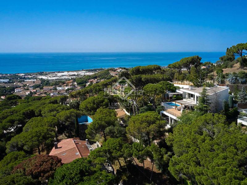 Foto d458076a-4e51-46df-9434-1024f623b523. Chalet con riscaldamento parcheggio piscina in Premià de Dalt