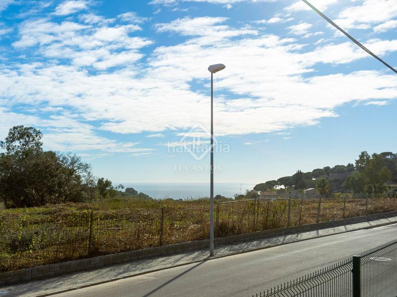 Foto c80a4910-6812-4184-98b2-59b046b7dd19. Finca rústica parcela edificable llana con fantásticas vistas al mar en venta en Cabrera de Mar