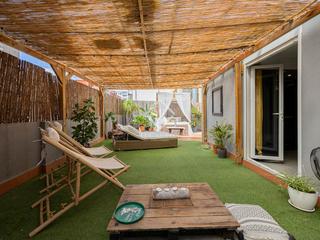 Affitto Attico in El Camp d´en Grassot i Gràcia Nova. Excelente ático de 112 m con un dormitorio y terraza, en alquile