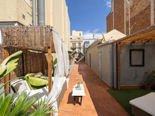 Lloguer Àtic a El Camp d´en Grassot i Gràcia Nova. Excelente ático de 112 m con un dormitorio y terraza, en alquile
