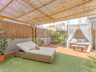 Miete Dachwohnung in El Camp d´en Grassot i Gràcia Nova. Excelente ático de 112 m con un dormitorio y terraza, en alquile