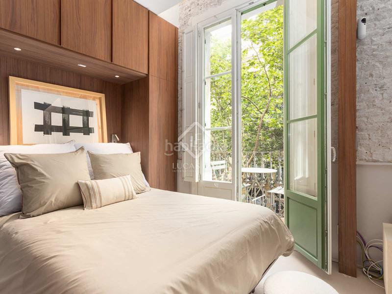 Foto d21ea0db-4942-4c83-b311-ff01aa667dad. Piso  en excelentes condiciones de 2 dormitorios en venta en Sant Antoni, en Barcelona