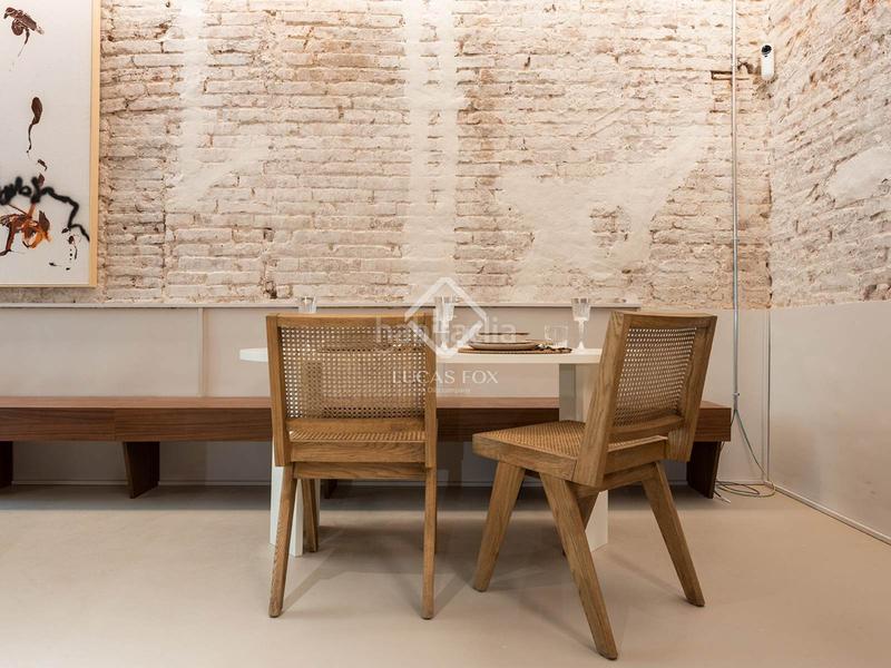 Foto 0596f757-effe-42eb-8513-63d443e615d1. Piso  en excelentes condiciones de 2 dormitorios en venta en Sant Antoni, en Barcelona