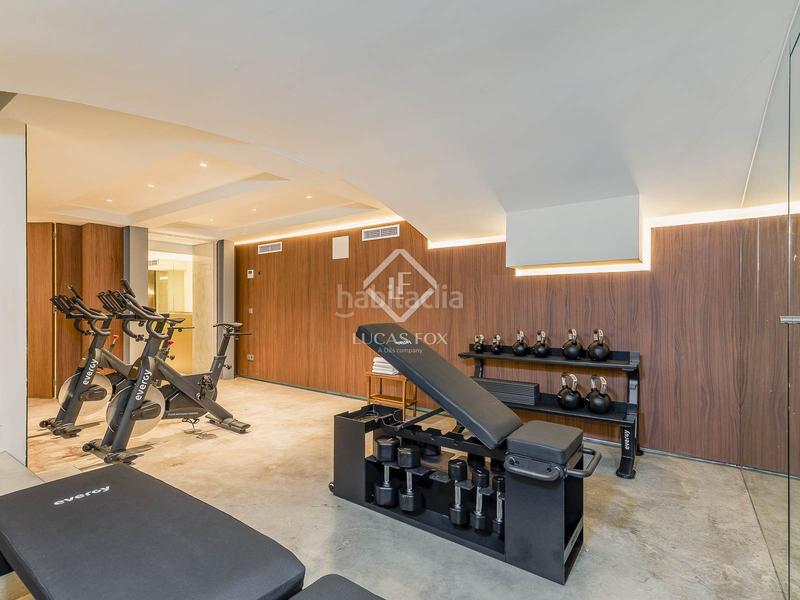 Foto 45464027-7cb9-4d06-ad8e-1b8594bc45d1. Piso  en excelentes condiciones de 2 dormitorios en venta en Sant Antoni, en Barcelona