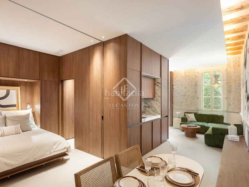 Foto 3a0aec2b-53b8-4129-b53e-76645a195307. Piso  en excelentes condiciones de 2 dormitorios en venta en Sant Antoni, en Barcelona