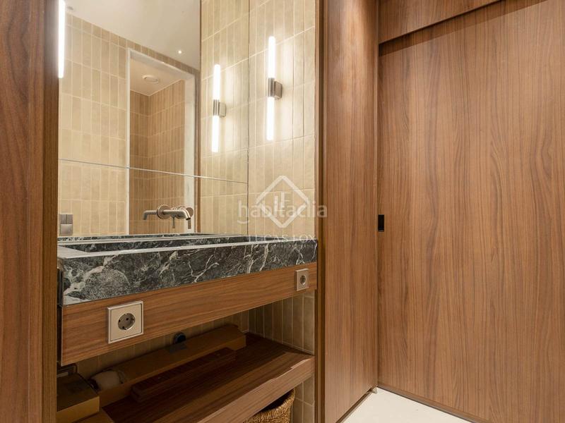 Foto f1b09882-379a-4737-a712-84b0c62e6af9. Piso  en excelentes condiciones de 2 dormitorios en venta en Sant Antoni, en Barcelona