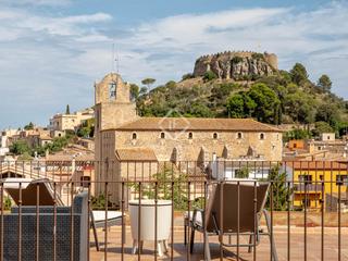 Xalet a Begur. En venta encantadora casa de cinco habitaciones, con garaje en e