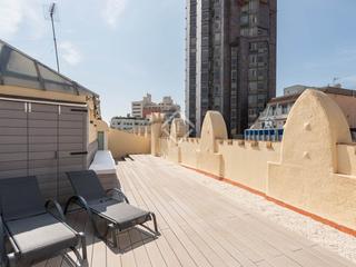 Location Attique à Dreta de l´Eixample. En alquiler ático en leixample derecho, en excelentes condicione