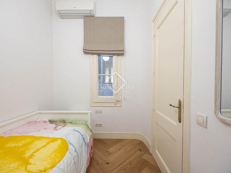 Foto bb1fa0bc-d521-4444-b6fd-e643c5e582d5. Alquiler piso en alquiler piso de dos dormitorios en excelentes condiciones en leixample derecho en Barcelona