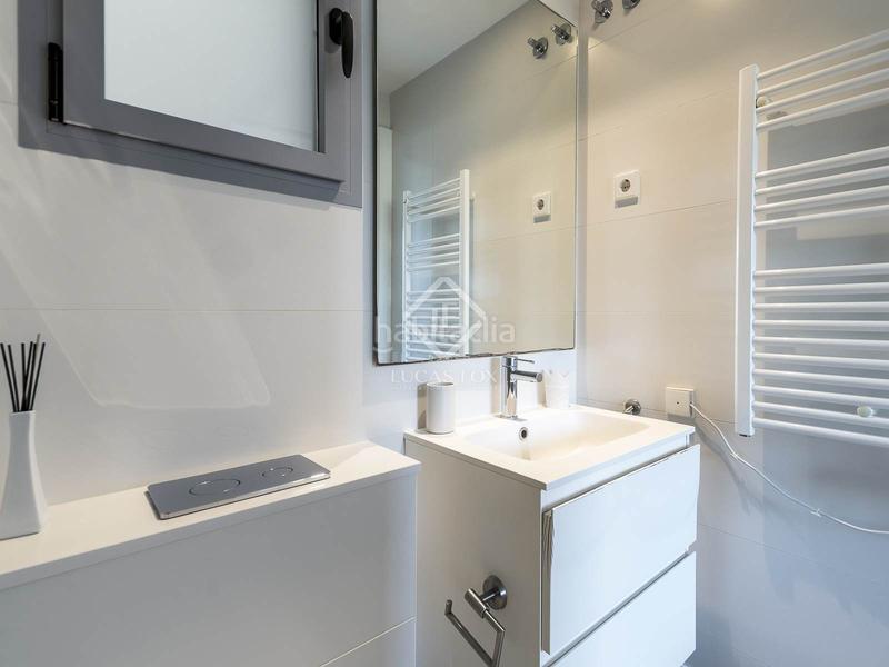 Foto 335f6c10-4fcf-4d55-a66e-ab81691cf392. Piso en venta piso en leixample izquierdo, en excelentes condiciones y con dos dormitorios en Barcelona