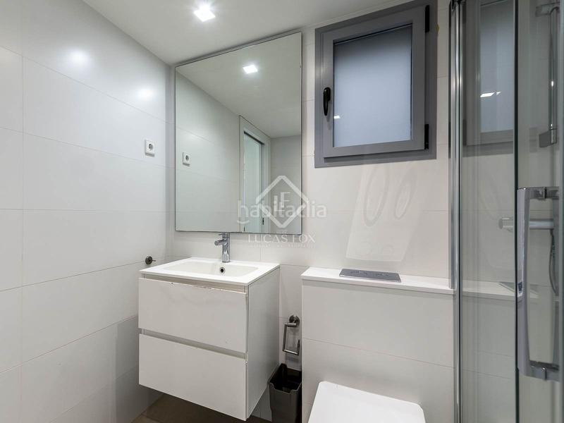 Foto 5d32933a-4cd1-4e99-9523-fe9e4c15ce9c. Piso en venta piso en leixample izquierdo, en excelentes condiciones y con dos dormitorios en Barcelona
