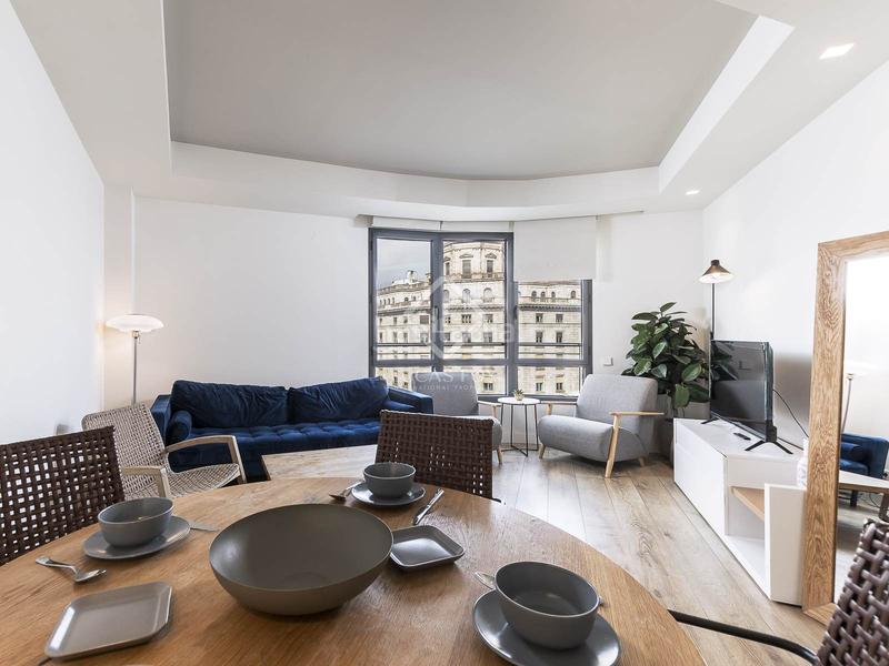 Foto 61bc8fee-0eed-4a9c-b4ca-6eb3aeefc80b. Piso en venta piso en leixample izquierdo, en excelentes condiciones y con dos dormitorios en Barcelona