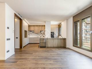 Piso en Sant Gervasi - Galvany. Excelente vivienda reformada de 149m con dos dormitorios en vent