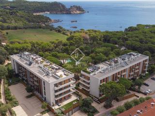 Appartement à La Fosca - Cala Margarida. Fantástico ático con vistas al mar en venta en cala salguer, pal