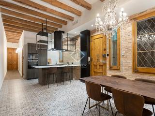 Location Appartement à Sagrada Família. Piso en excelentes condiciones de 2 dormitorios en alquiler en e
