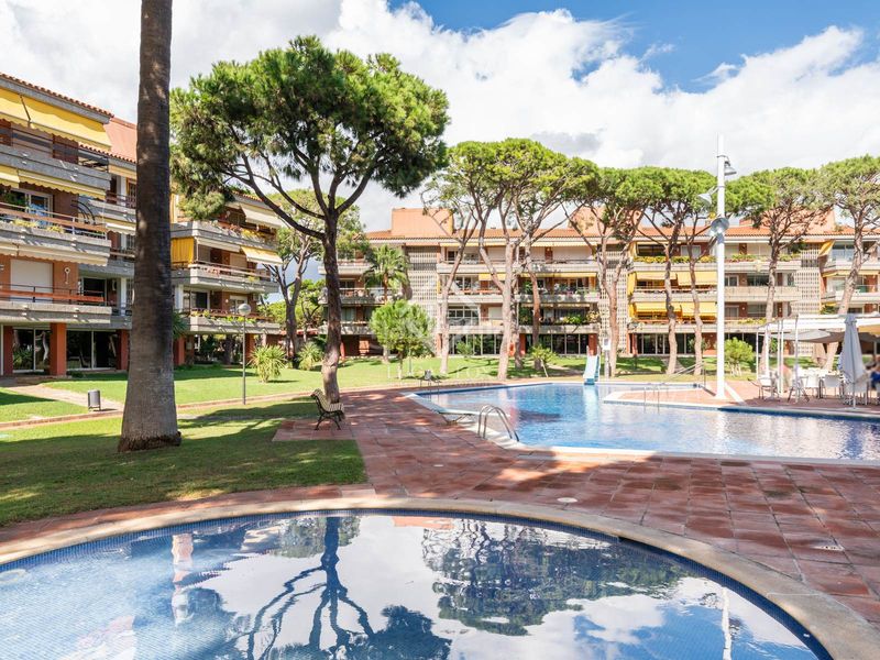 Foto d19193f7-bd13-41d2-ac1f-2c69df59a5f2. Pis amb calefacció aparcament piscina a Gava Mar Gavà