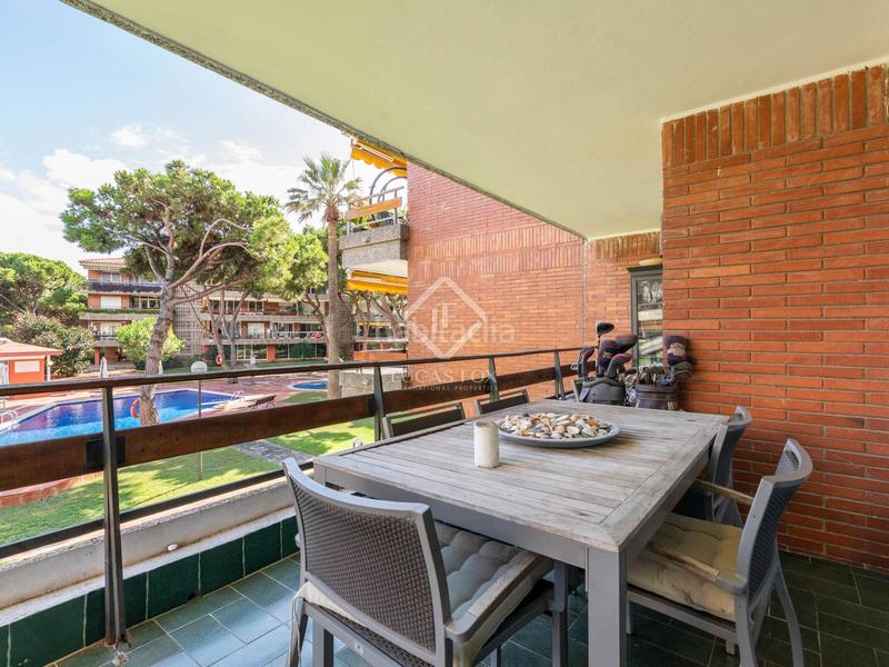 Foto 300b10ea-b596-4a3e-8e88-7b253c82ebcd. Piso  moderno de 118 m con licencia turística en venta en Gavà