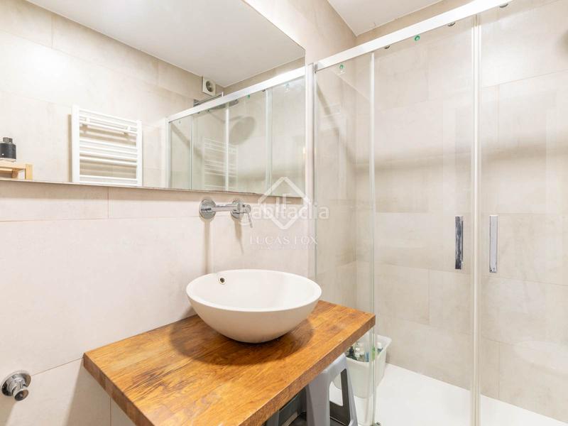 Foto 395b0455-43f2-4466-b309-3fc0c96f1c78. Piso  moderno de 118 m con licencia turística en venta en Gavà