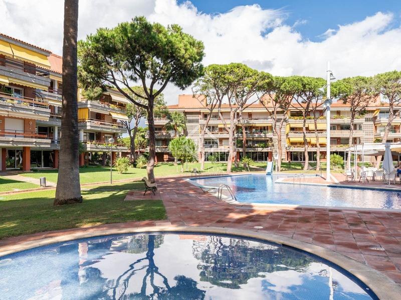 Foto d19193f7-bd13-41d2-ac1f-2c69df59a5f2. Piso  moderno de 118 m con licencia turística en venta en Gavà