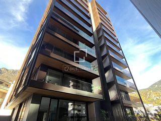 Lloguer Pis a Els Vilars d´Engordany. Piso de obra nueva de 3 dormitorios con terraza de 33 m en alqui