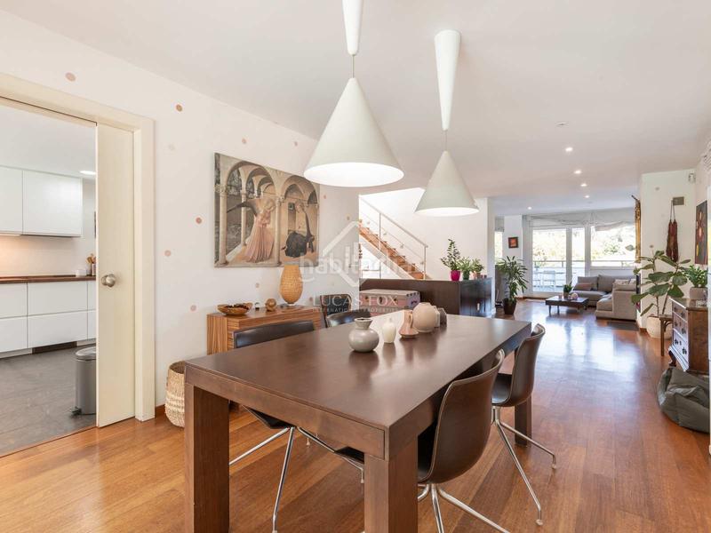 Foto 3dc3e0e9-a63b-436e-a95d-6994f4cd8c48. Xalet amb calefacció aparcament piscina a Golf-Can Trabal Sant Cugat del Vallès