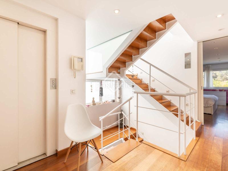 Foto 81bc2fa0-160e-4656-8b63-c458e5403be2. Xalet amb calefacció aparcament piscina a Golf-Can Trabal Sant Cugat del Vallès