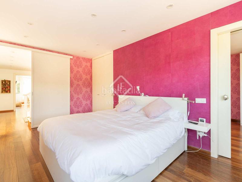 Foto 83e7808b-b690-4c84-9ef7-ecba5b2ce461. Xalet amb calefacció aparcament piscina a Golf-Can Trabal Sant Cugat del Vallès