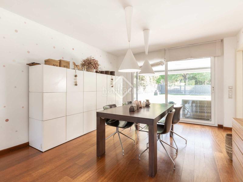 Foto d0babbe1-36c1-4475-9500-ee3addada46f. Xalet amb calefacció aparcament piscina a Golf-Can Trabal Sant Cugat del Vallès