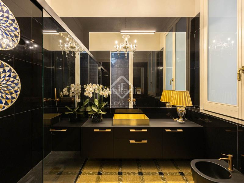 Foto 91aabacd-dd46-45f4-8418-b96ce089e915. Piso  en excelentes condiciones de 4 dormitorios con 12m terraza en venta en eixample izquierdo en Barcelona