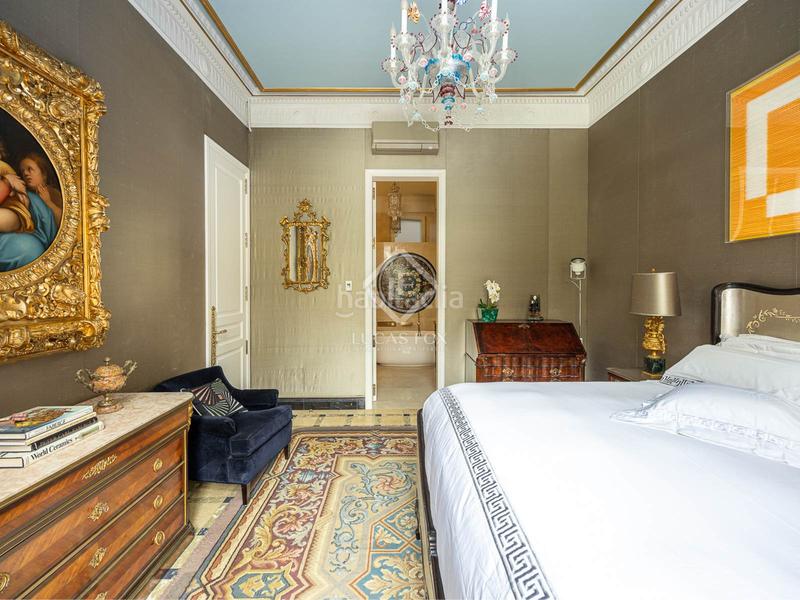 Foto ca229283-d9f4-4437-bfb8-843a4605fdc1. Piso  en excelentes condiciones de 4 dormitorios con 12m terraza en venta en eixample izquierdo en Barcelona