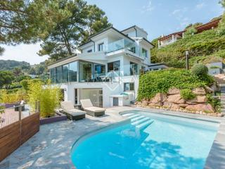 Chalet en Santa Cristina-Sant Francesc. Casa  villa en excelentes condiciones de 7 dormitorios en venta