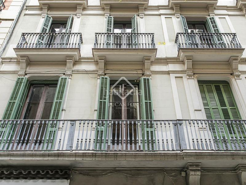 Foto 8a784a75-dfa2-463c-a28d-84ede8f4dd89. Piso precioso piso reformado de 3 habitaciones con terraza privada en venta en prestigioso edificio del barrio gótico . en Barcelona