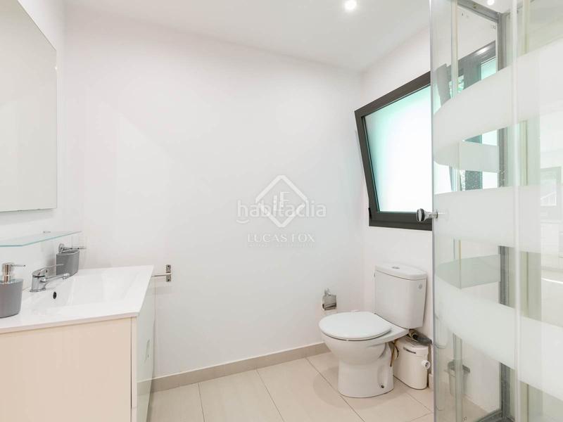 Foto 17e6a2a7-a7bc-46c1-9495-730f154d0c9a. Chalet exclusiva casa independiente en venta en poal, en Castelldefels