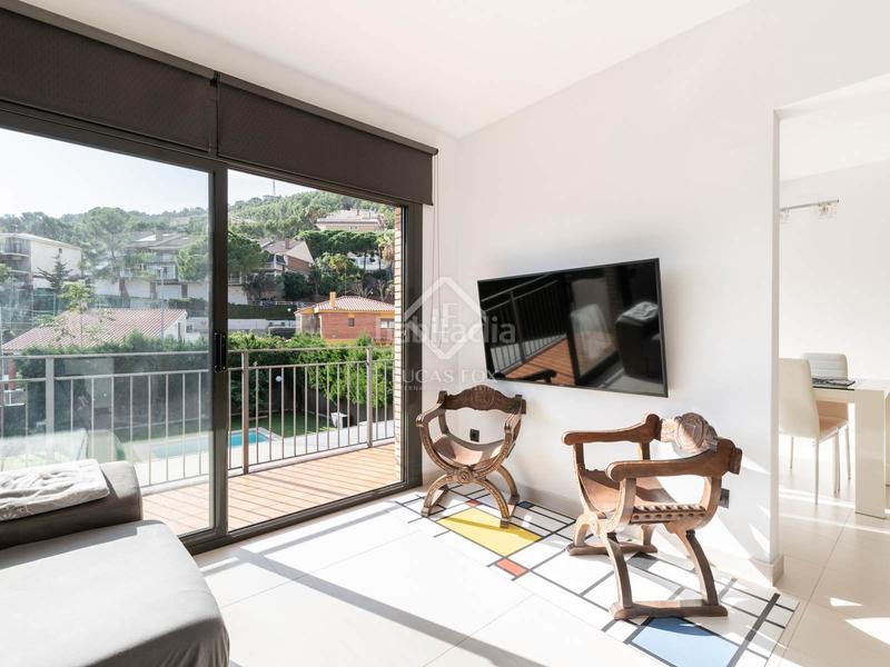 Foto 902c259e-1a5a-4660-9d24-4f9d8456f141. Chalet exclusiva casa independiente en venta en poal, en Castelldefels
