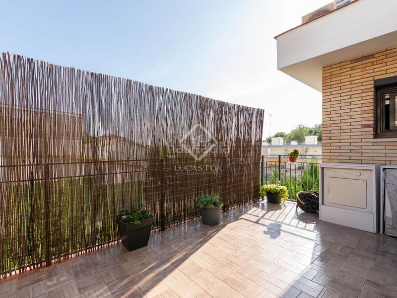 Foto 9ac3332e-c3eb-4b31-be26-5b28f7c8a917. Chalet exclusiva casa independiente en venta en poal, en Castelldefels