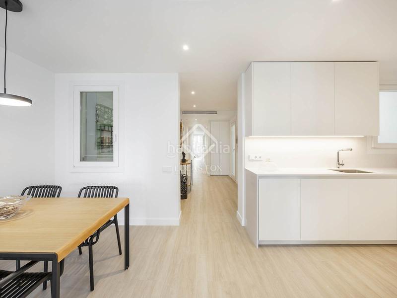 Foto 5739ba55-4ba2-4579-8105-d30bb2a1539d. Piso  renovado de 3 dormitorios en venta en eixample derecho, en Barcelona