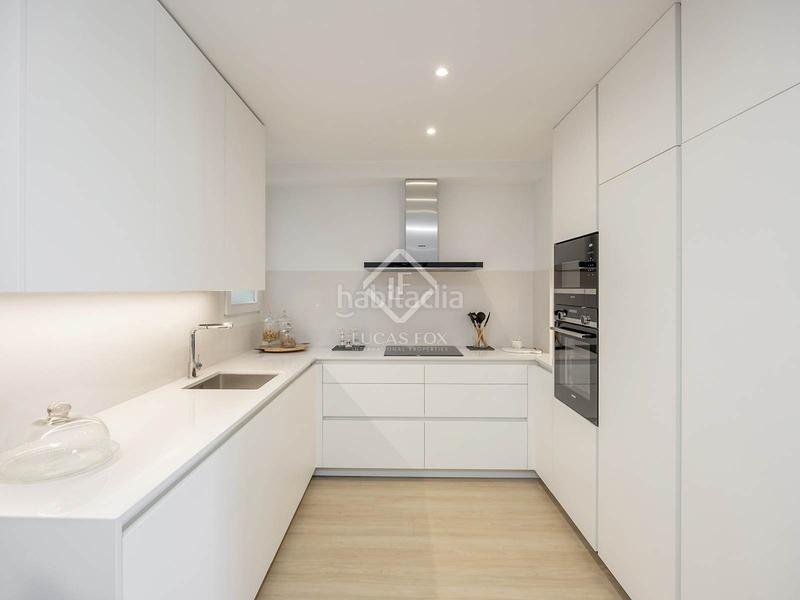 Foto 580c2960-c94e-4a72-9734-471deb20178d. Piso  renovado de 3 dormitorios en venta en eixample derecho, en Barcelona