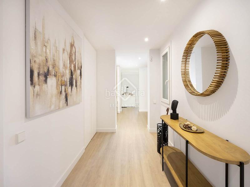 Foto ef6cb1ef-ca0d-400c-a470-c3239d9fa0bd. Piso  renovado de 3 dormitorios en venta en eixample derecho, en Barcelona