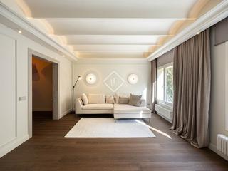 Appartement à L´Antiga Esquerra de l´Eixample. En venta piso de tres dormitorios en excelentes condiciones en l